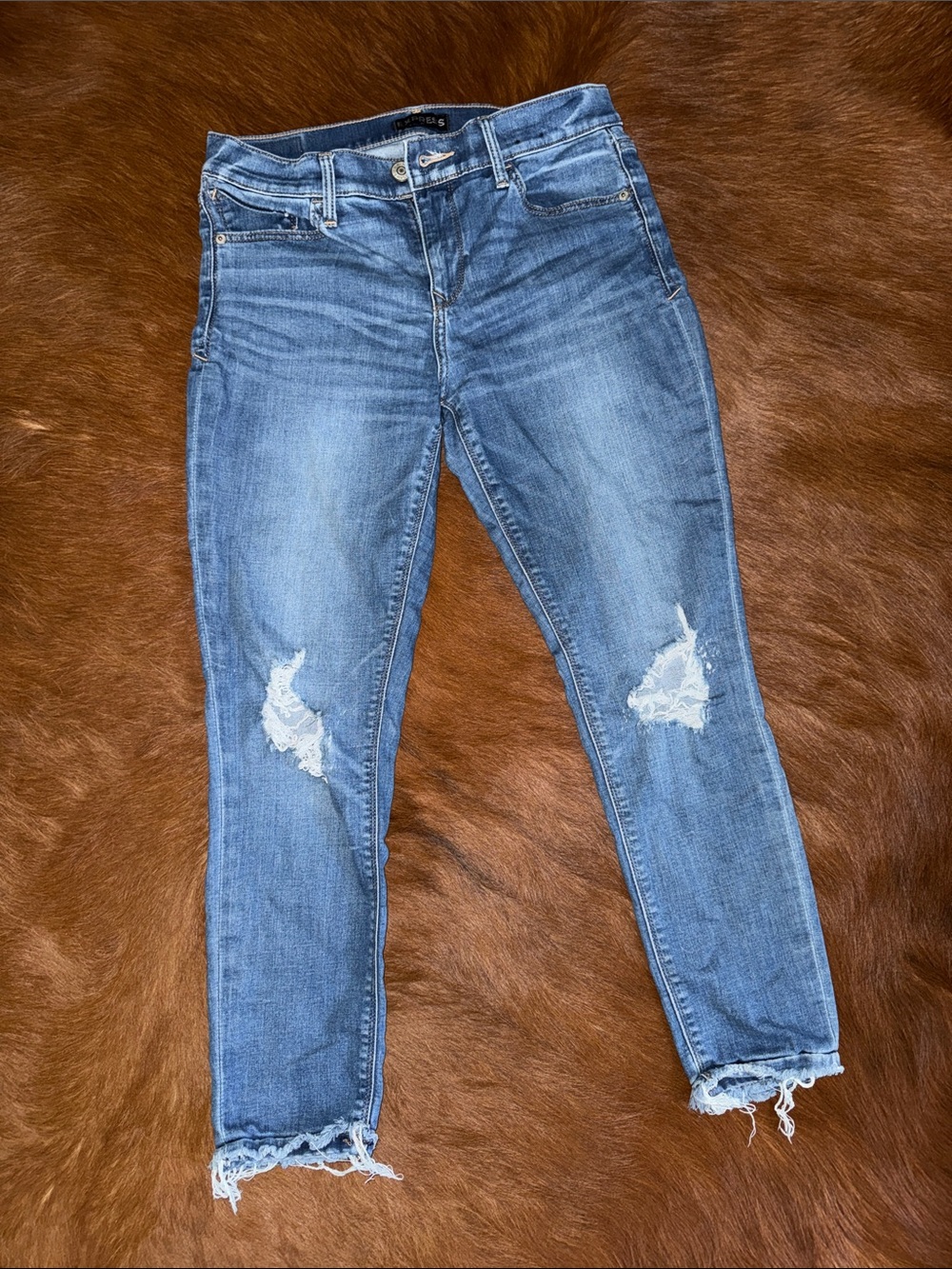Express Distressed Mid Rise Ankle Legging - Picture 3 of 5
